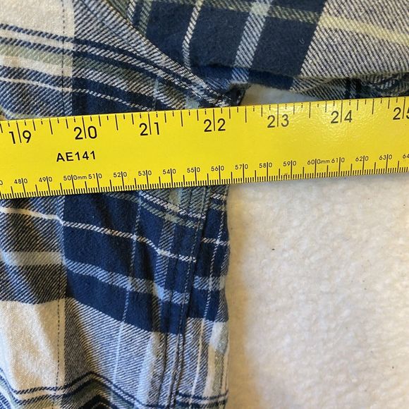 Gap Flannel Shirt Plaid Button Down Blue White Casual Collared Long Sleeve Large - Picture 6 of 6